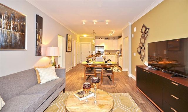 2875 Crescent Parkway 1120, Atlanta, GA 30339