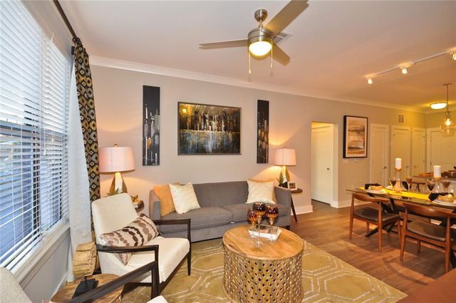 2875 Crescent Parkway 1120, Atlanta, GA 30339