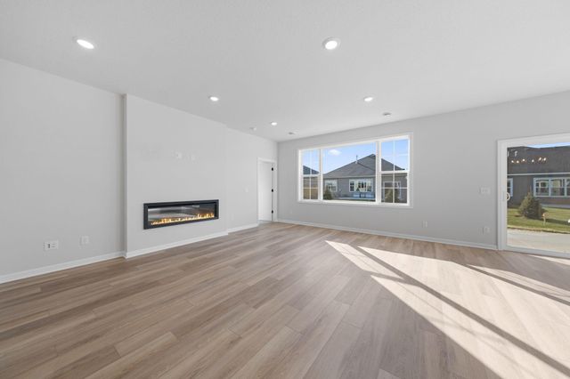 1290 149th Street W, Rosemount, MN 55068