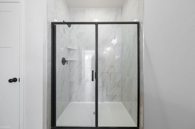 1290 149th Street W, Rosemount, MN 55068