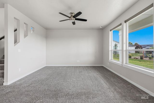949 N Synergy Ln, Eagle, ID 83616