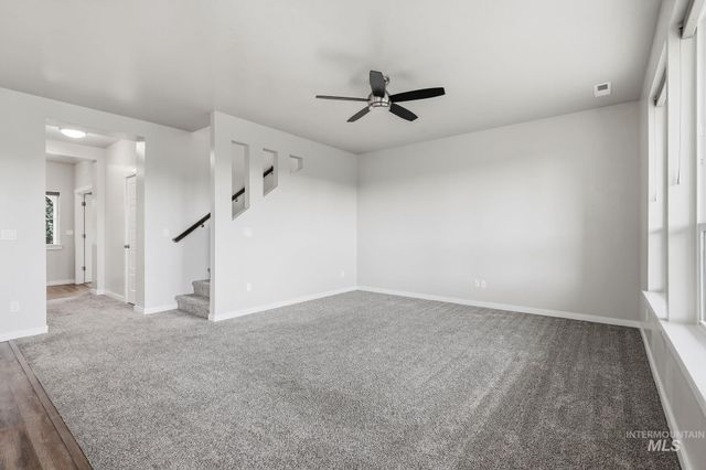 949 N Synergy Ln, Eagle, ID 83616