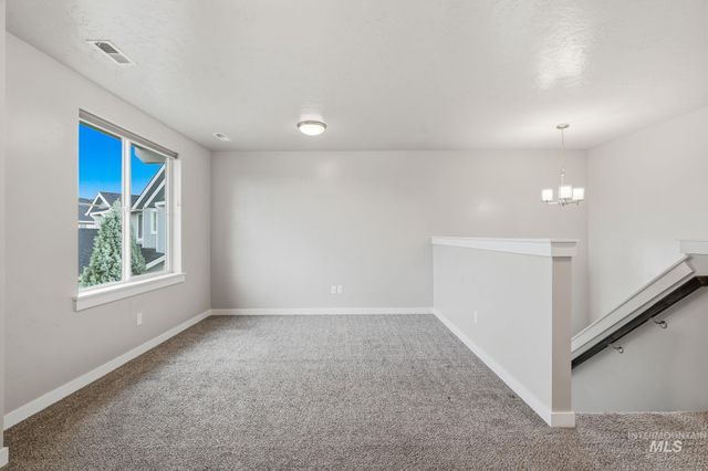 949 N Synergy Ln, Eagle, ID 83616