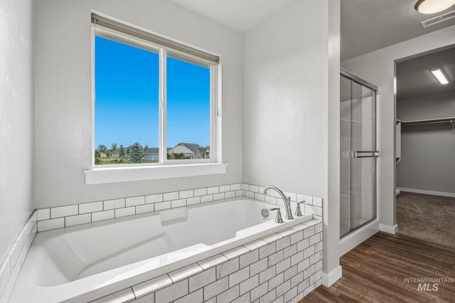 949 N Synergy Ln, Eagle, ID 83616