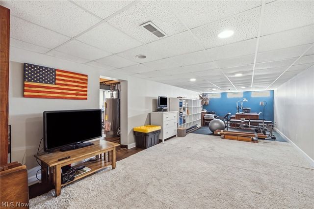 567 Twilight Drive, Seven Hills, OH 44131