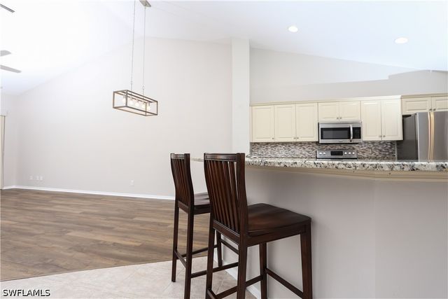 5145 Cobble Creek CT G202, Naples, FL 34110