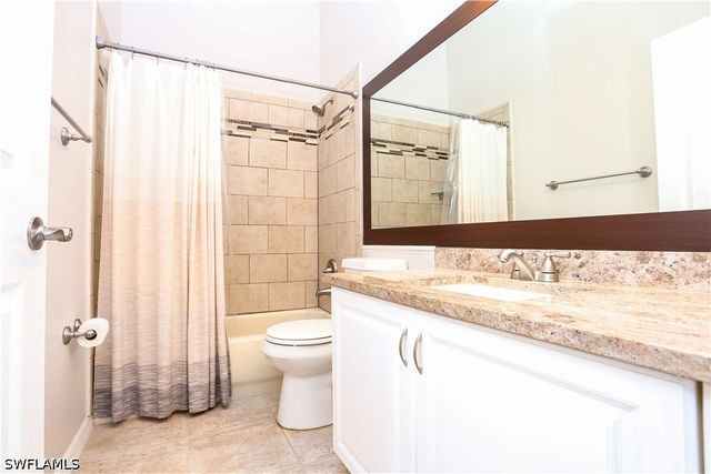 5145 Cobble Creek CT G202, Naples, FL 34110