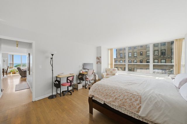 3550 N LAKE SHORE Drive 1202, Chicago, IL 60657