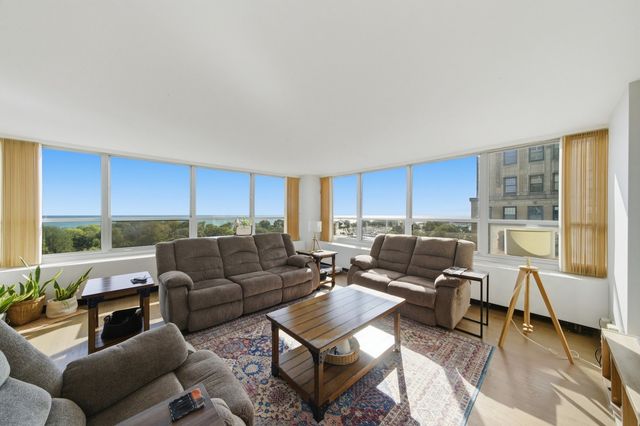 3550 N LAKE SHORE Drive 1202, Chicago, IL 60657