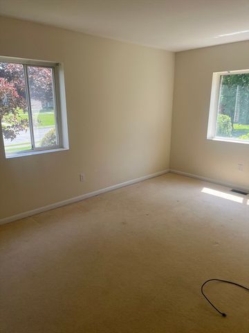 10 Bayberry Dr 2, Sharon, MA 02067
