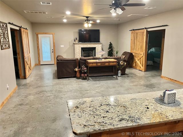 1722 Depot Place, Kingston, OK 73439