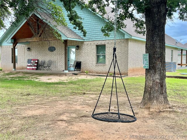 1722 Depot Place, Kingston, OK 73439