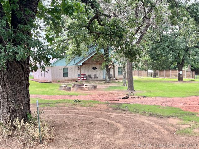 1722 Depot Place, Kingston, OK 73439