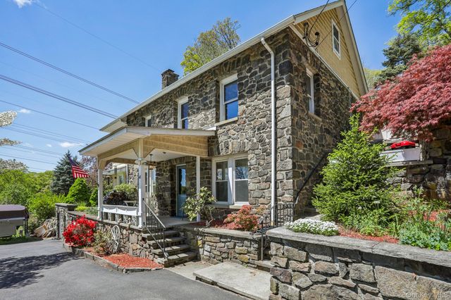 48 Montrose Station Road, Montrose, NY 10548