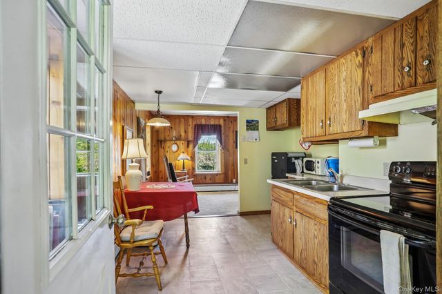 48 Montrose Station Road, Montrose, NY 10548