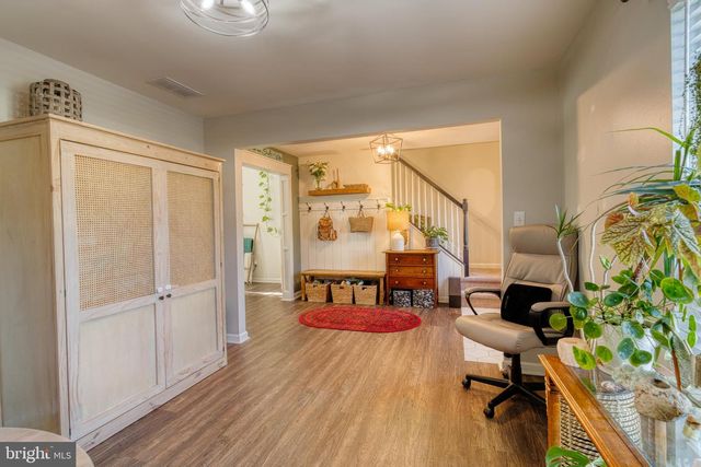 273 W DARBY CIR, Dover, DE 19904