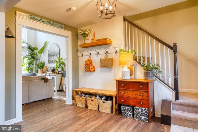273 W DARBY CIR, Dover, DE 19904