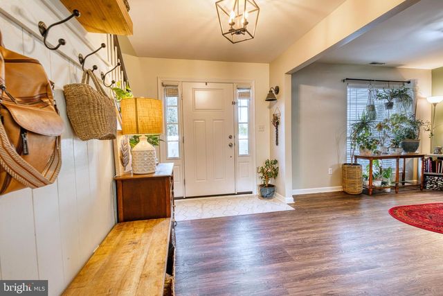 273 W DARBY CIR, Dover, DE 19904