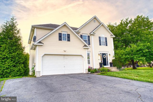 273 W DARBY CIR, Dover, DE 19904
