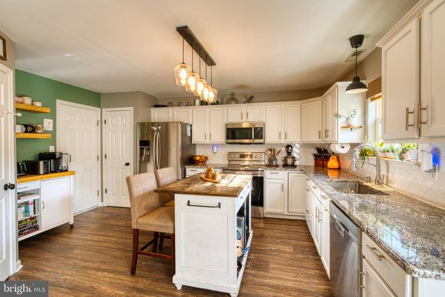 273 W DARBY CIR, Dover, DE 19904