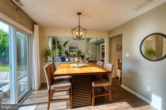 273 W DARBY CIR, Dover, DE 19904