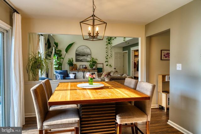 273 W DARBY CIR, Dover, DE 19904