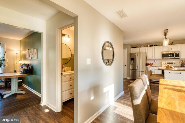 273 W DARBY CIR, Dover, DE 19904