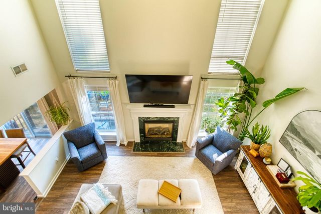 273 W DARBY CIR, Dover, DE 19904