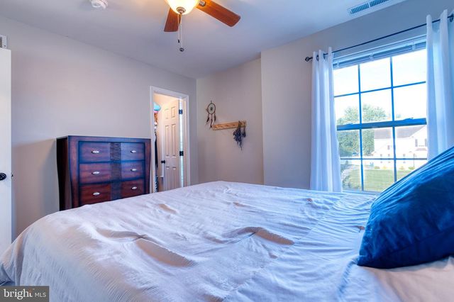 273 W DARBY CIR, Dover, DE 19904