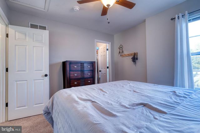 273 W DARBY CIR, Dover, DE 19904