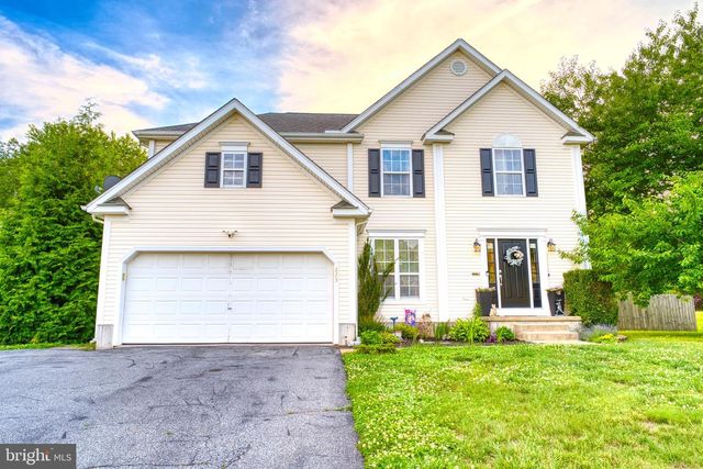 273 W DARBY CIR, Dover, DE 19904