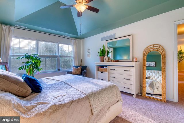 273 W DARBY CIR, Dover, DE 19904