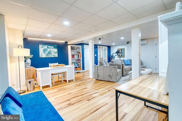 273 W DARBY CIR, Dover, DE 19904