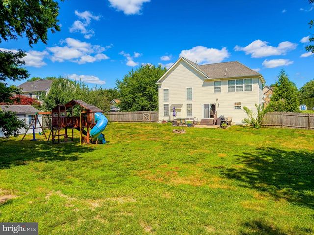 273 W DARBY CIR, Dover, DE 19904