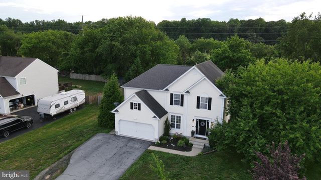 273 W DARBY CIR, Dover, DE 19904