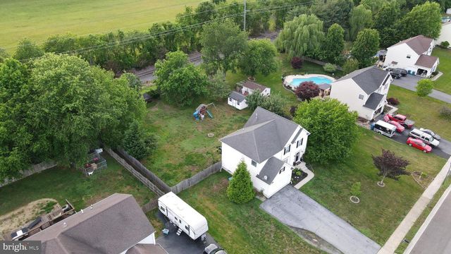 273 W DARBY CIR, Dover, DE 19904