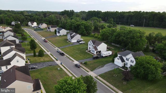 273 W DARBY CIR, Dover, DE 19904