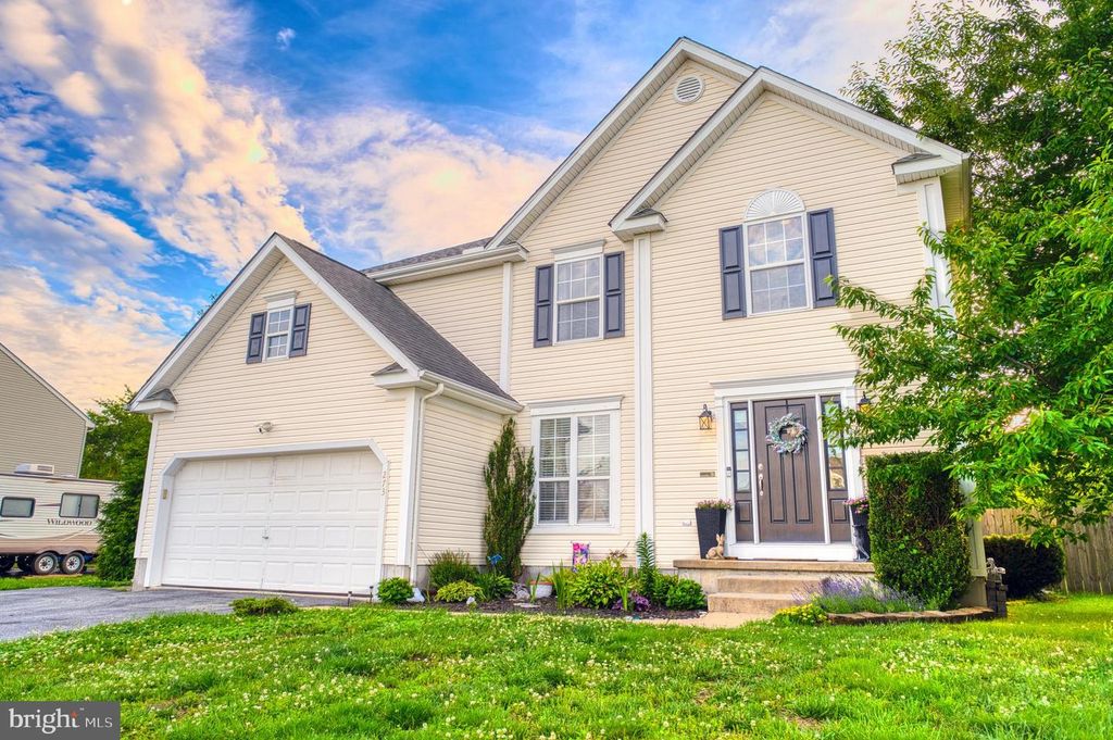 273 W DARBY CIR, Dover, DE 19904