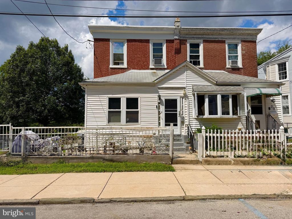32 S 12TH ST, DARBY, PA 19023 — photo 2
