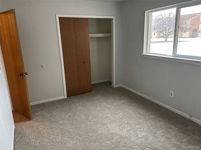 34650 Clarkson Drive W 43, Fraser, MI 48026