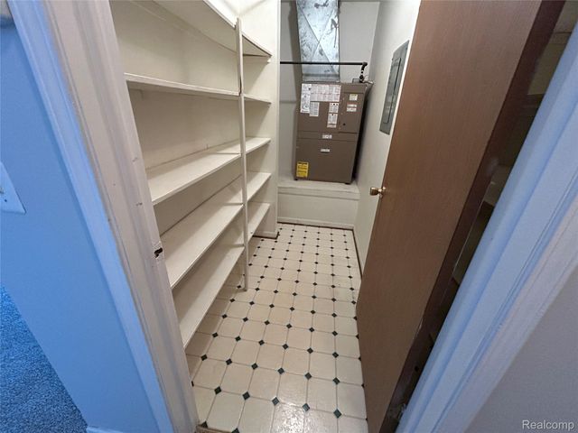 34650 Clarkson Drive W 43, Fraser, MI 48026