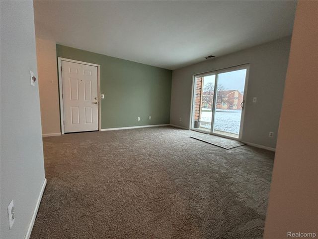 34650 Clarkson Drive W 43, Fraser, MI 48026