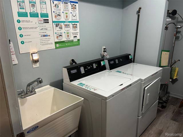 34650 Clarkson Drive W 43, Fraser, MI 48026