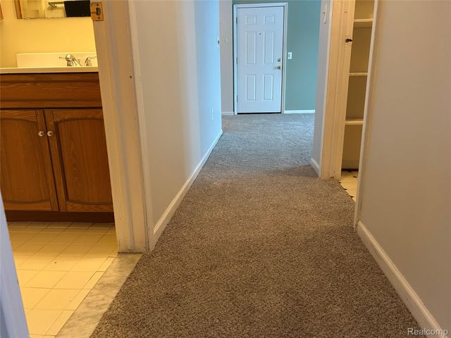 34650 Clarkson Drive W 43, Fraser, MI 48026