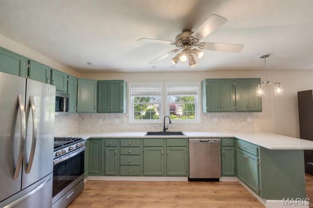 746 N Prairie Street, Bethalto, IL 62010