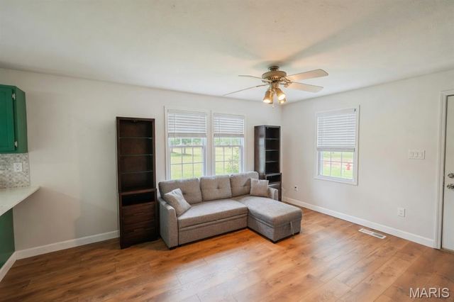 746 N Prairie Street, Bethalto, IL 62010