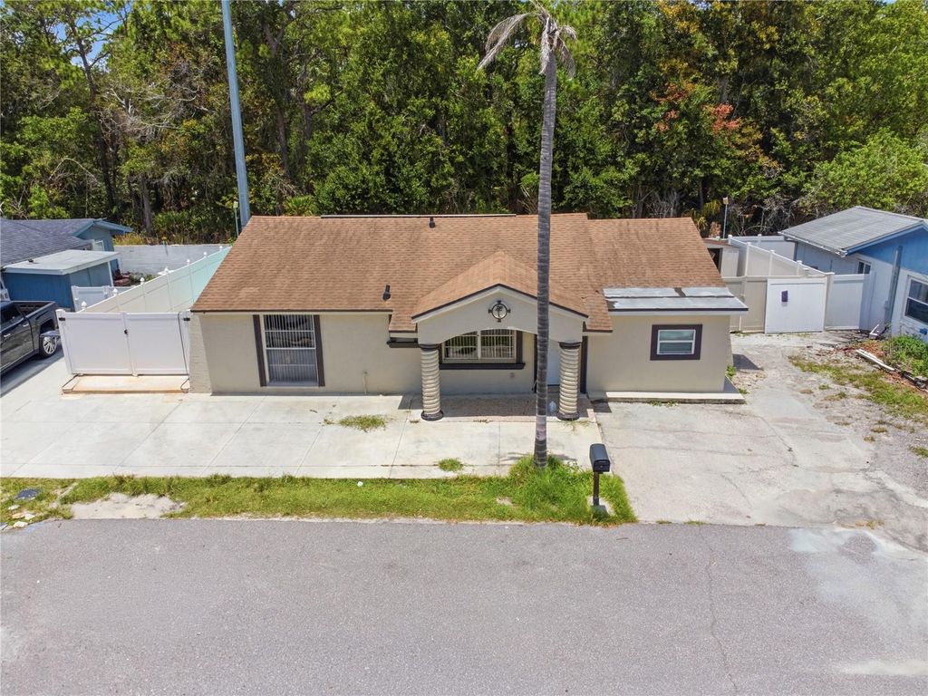 Image 1 of property listing at 10311 ORCHARD HILLS COURT, Tampa, FL 33615