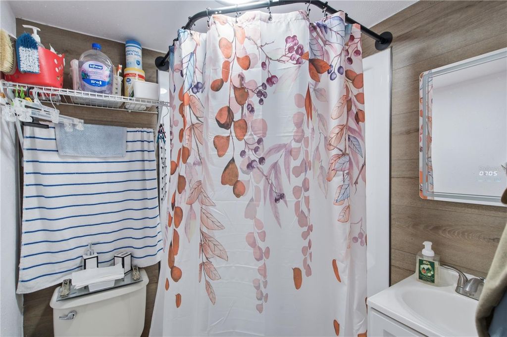 Image 17 of property listing at 10311 ORCHARD HILLS COURT, Tampa, FL 33615