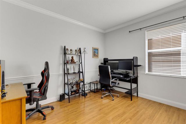 5018 W LANCASTER STREET, Tampa, FL 33616