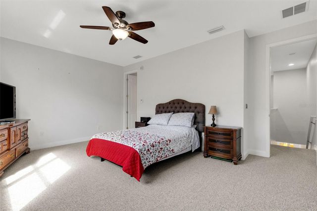 5018 W LANCASTER STREET, Tampa, FL 33616